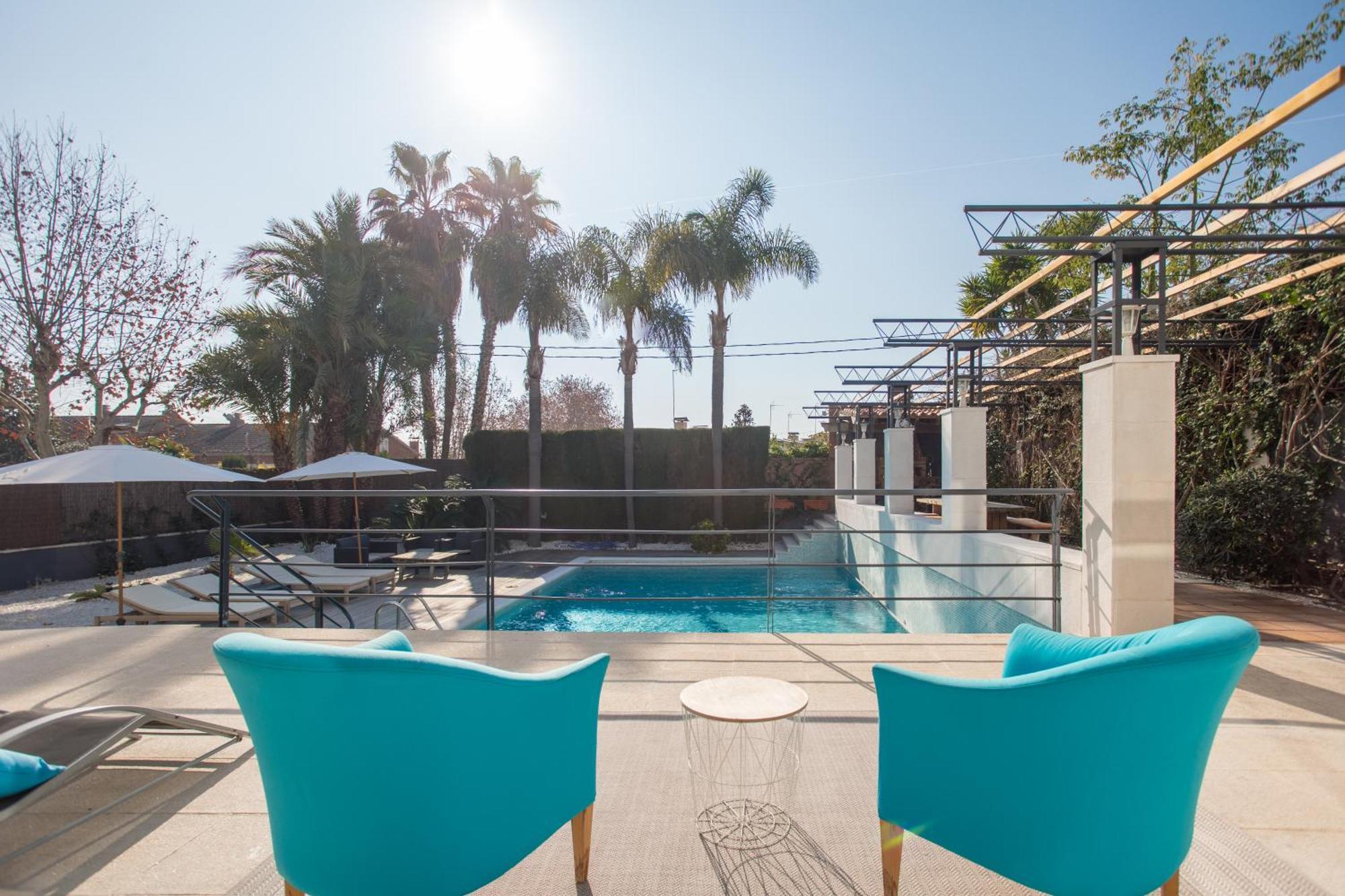 Luxury Villa Cela Masnou Bagian luar foto